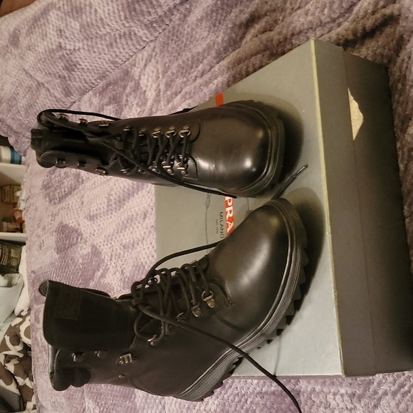 PRADA MILANO DAL 1913 MEN'S BLACK BOOT - Picture 1 of 3